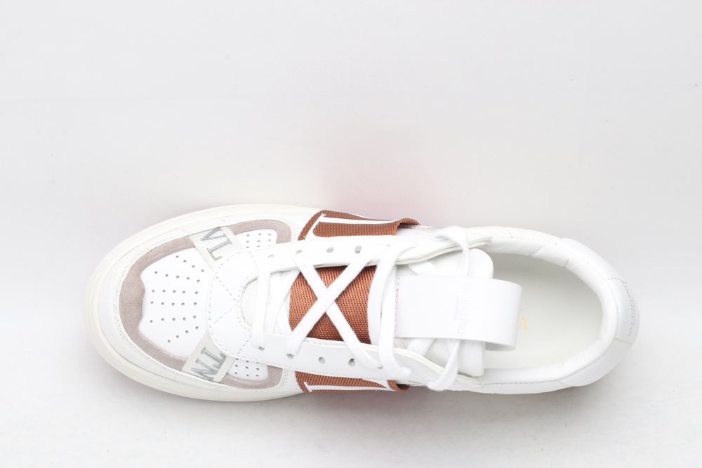 VA1ENTIN0 sneaker
